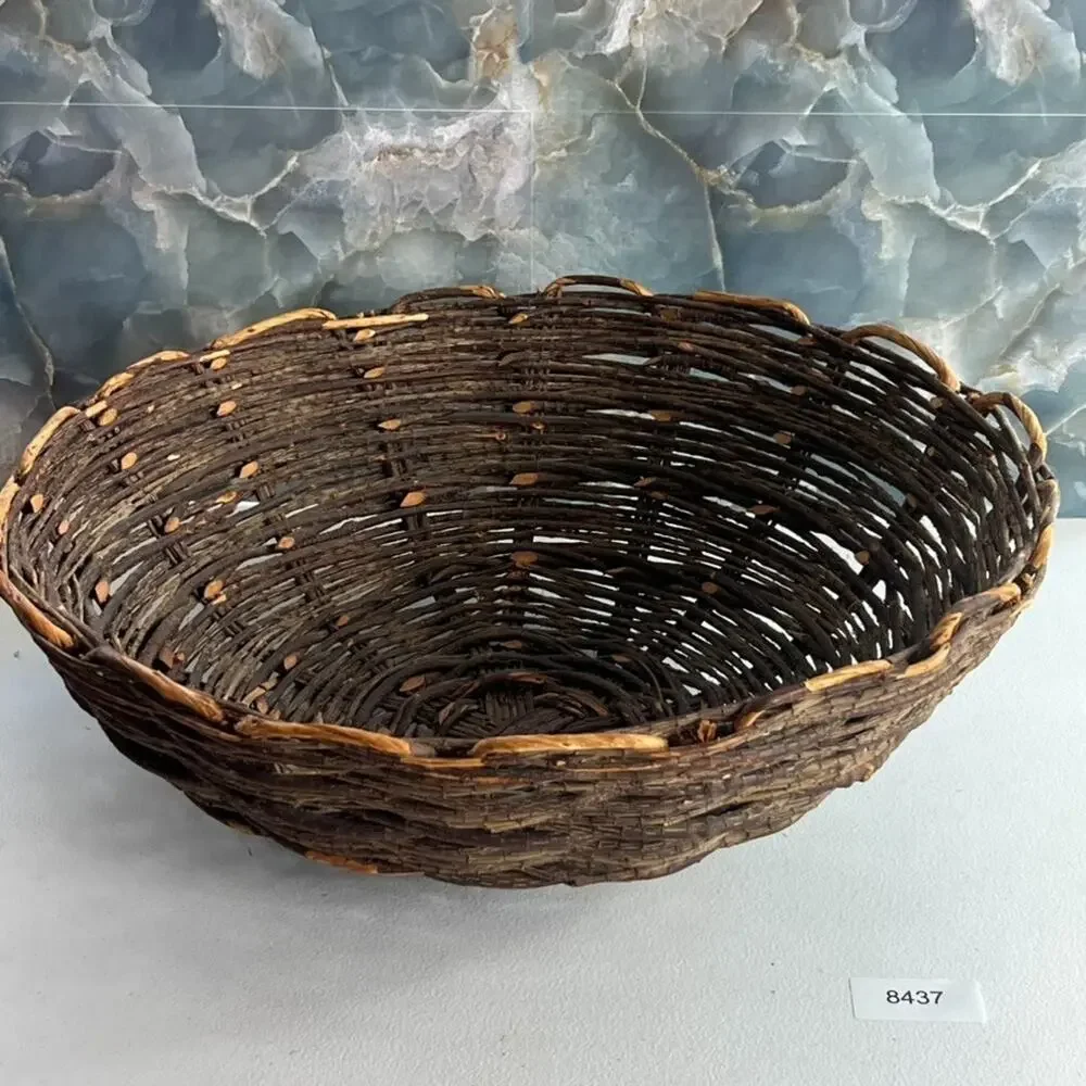 Antique Rustic Handmade Woven Scalloped Willow Reed Basket Centerpiece